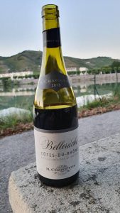 In Tournon is het tijd een wijntje open te trekken